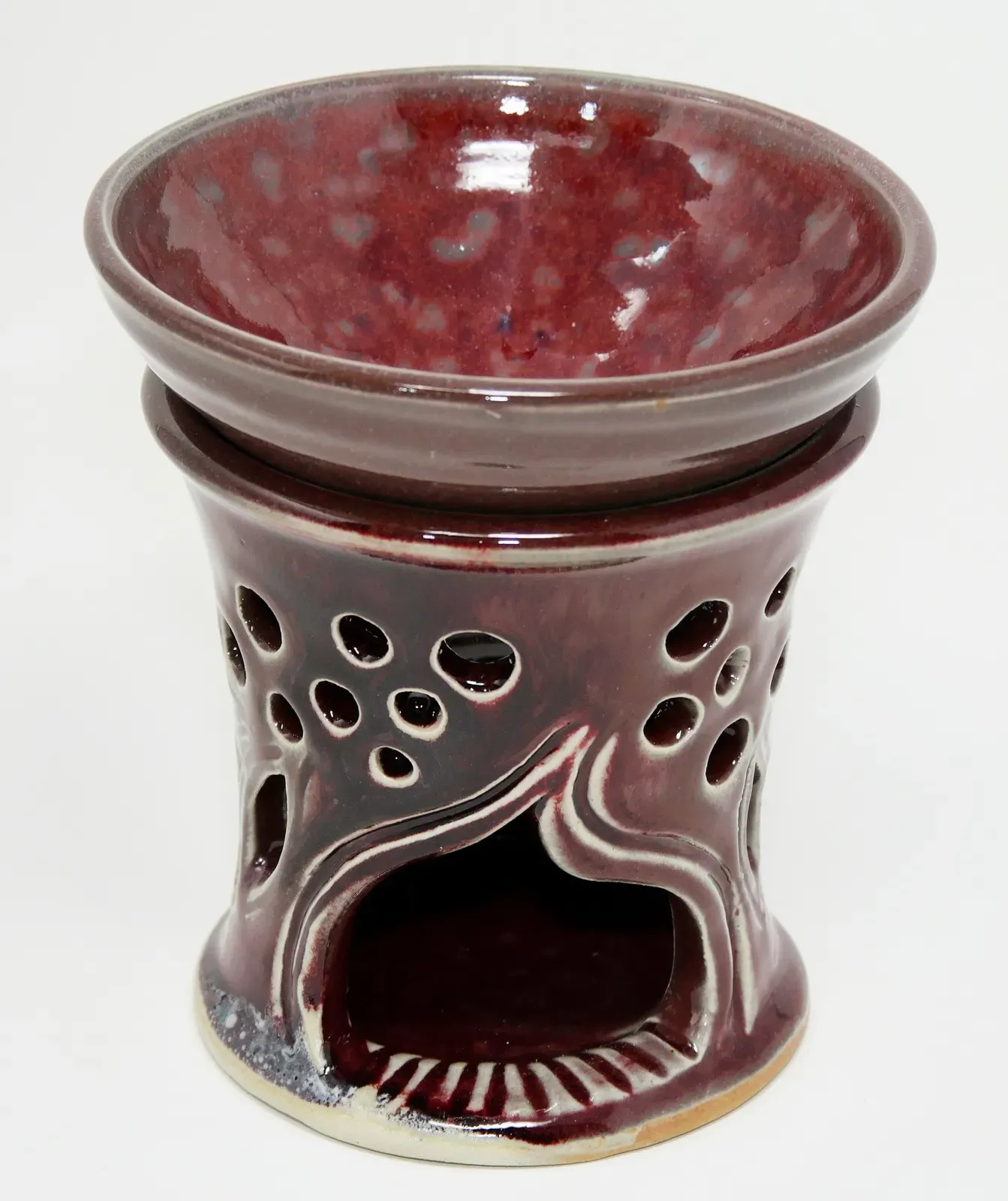 Duftlampe, rot-glänzend zweiteilig, mit abnehmbarer Wasserschale ca. 250 ml Wasser trapezförmig höhe ca. 14 cm 35,- €